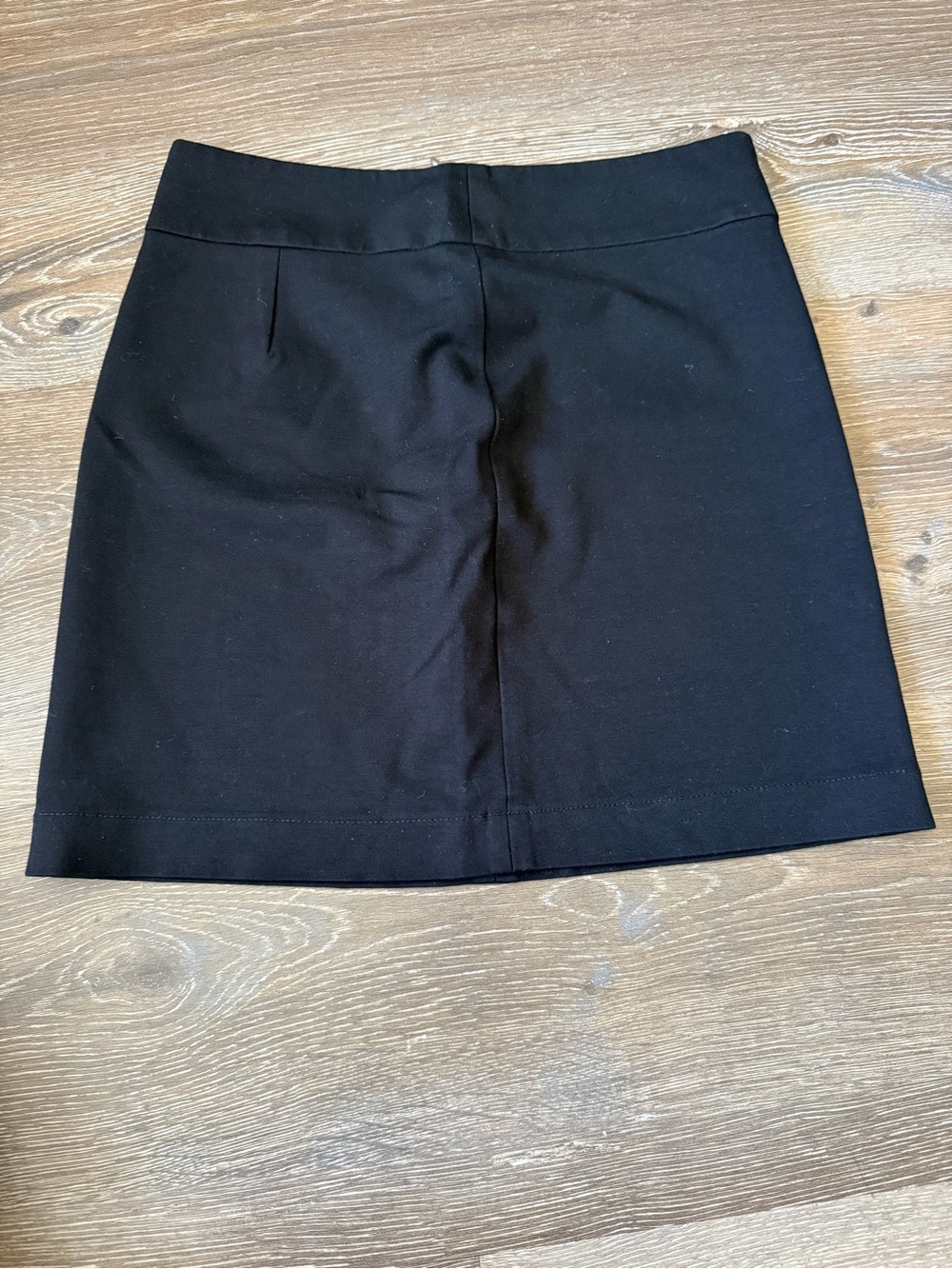 Banana Republic Black Mini Skirt - Tailored Straight Cut